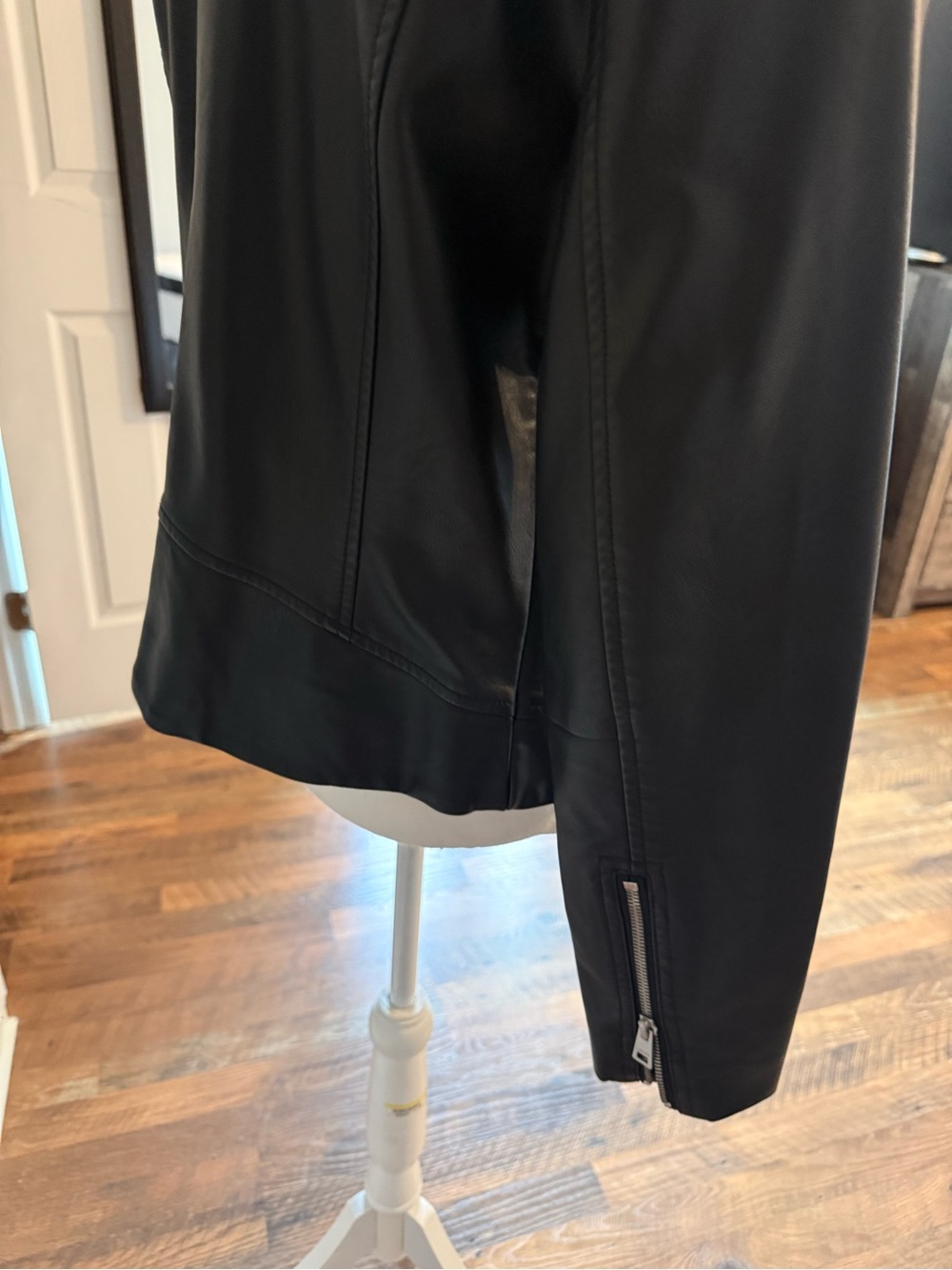 Women’s Levi Biker jacket - Picture 4 of 7